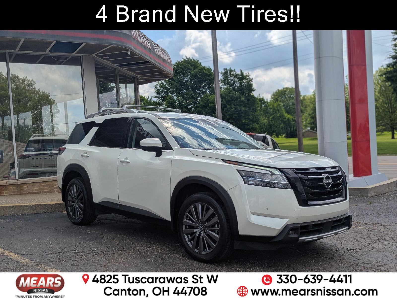 Used 2023 Nissan Pathfinder SL w/ SL Premium Package