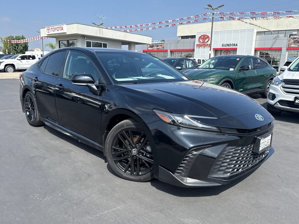 Used 2025 Toyota Camry SE w/ Multimedia Upgrade Package