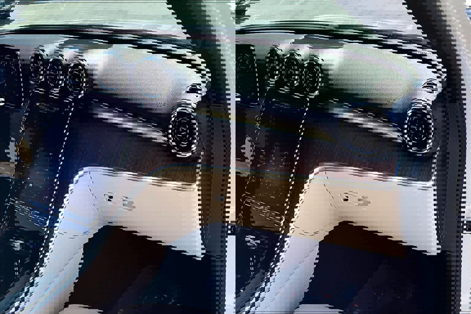 2024 Mercedes-Benz C 300 Sedan