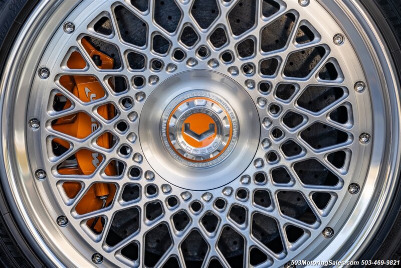 Used 2018 McLaren 720S Luxury photo 9