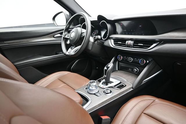 2023 Alfa Romeo Stelvio Ti