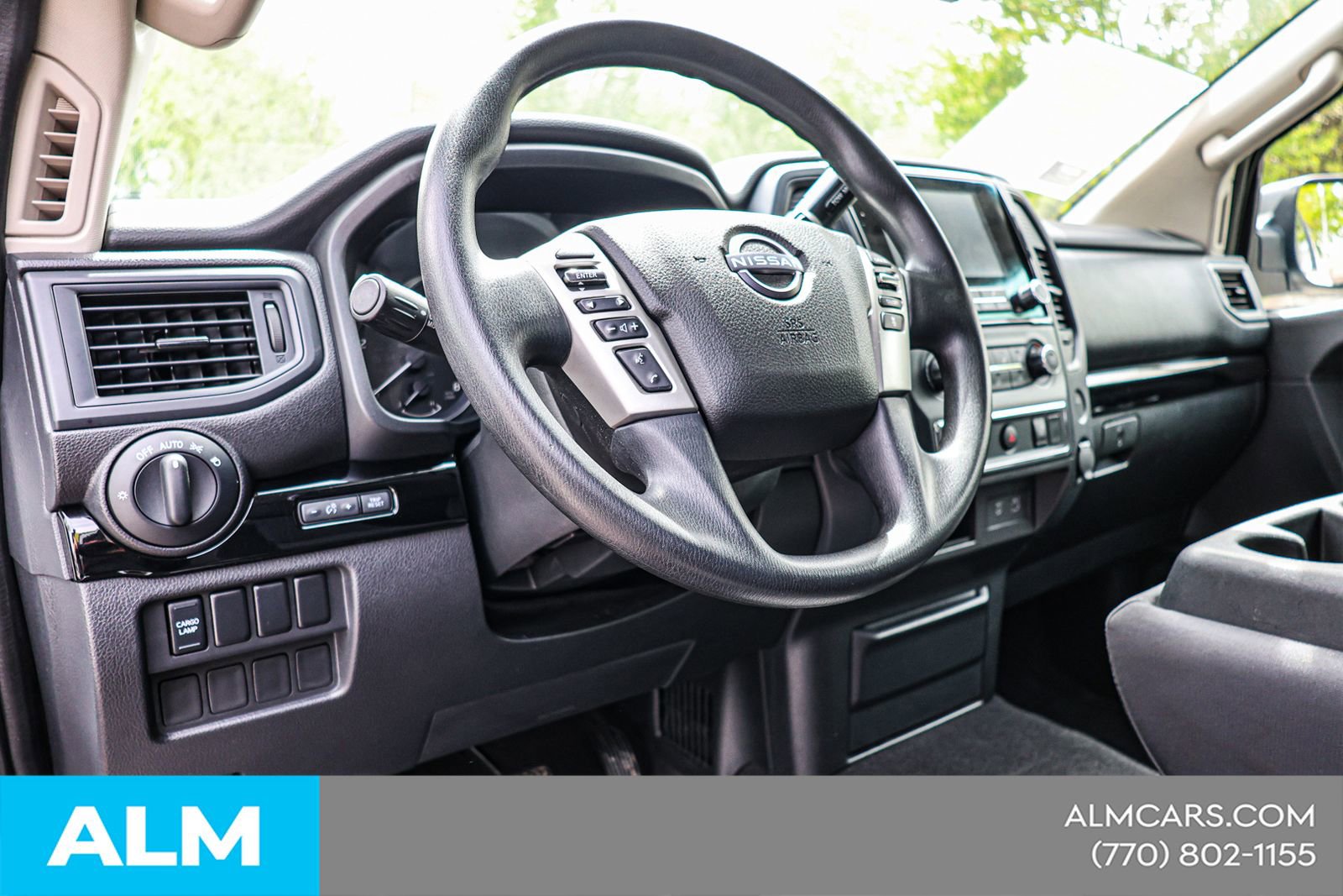 2023 Nissan Titan SV