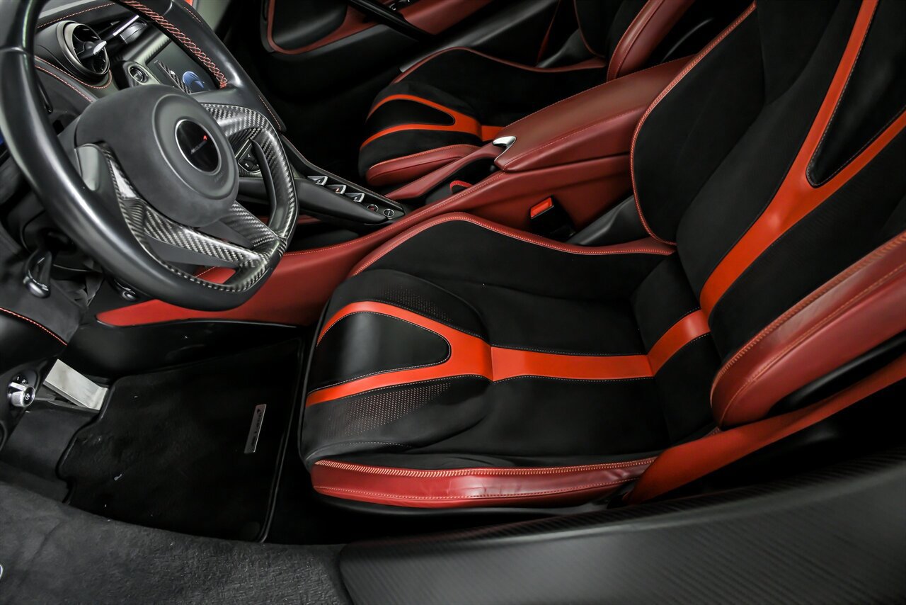 Used 2018 McLaren 720S photo 27