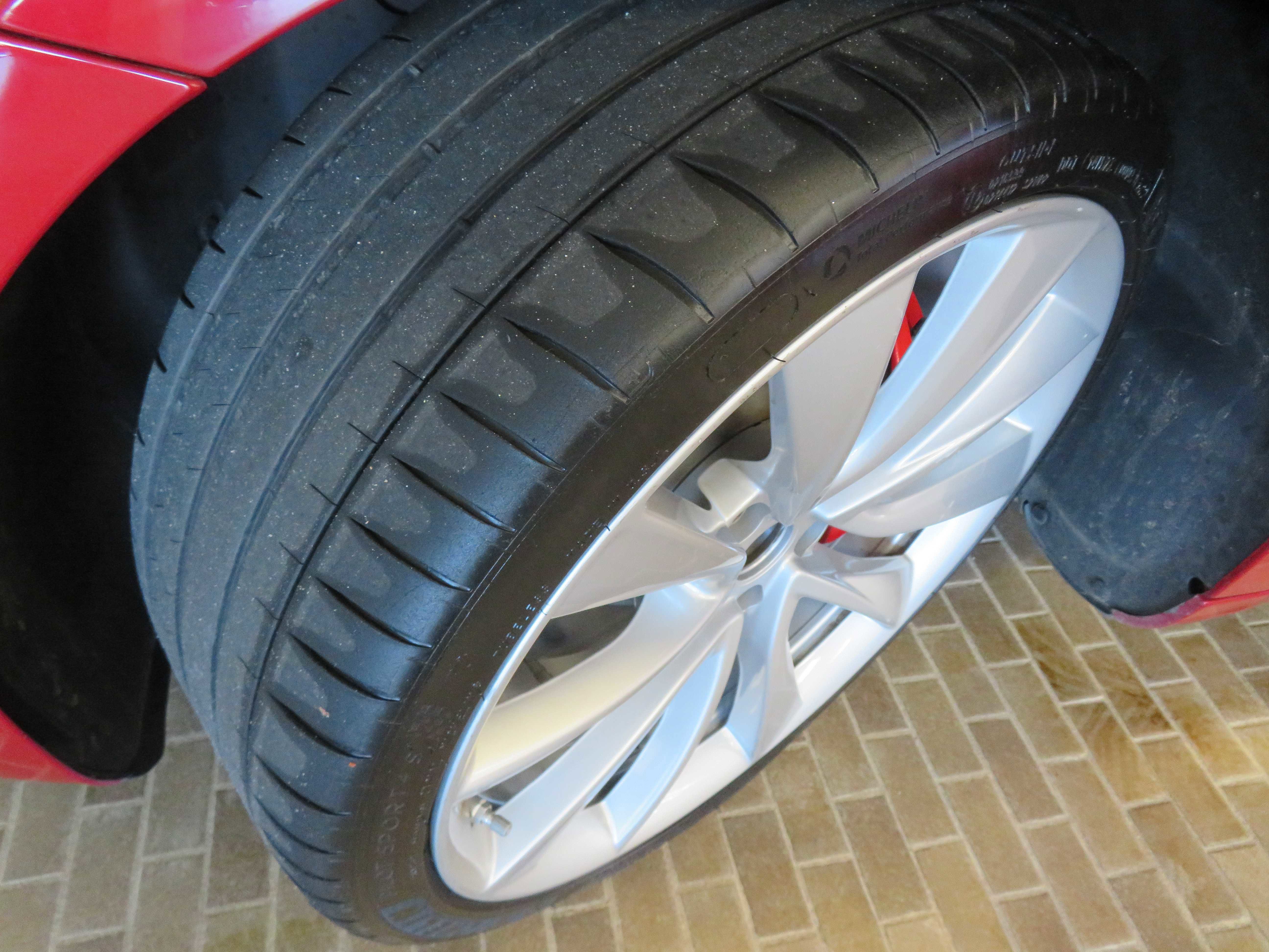 2018 Tesla Model 3 Performance