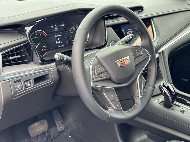 2025 Cadillac XT5 Luxury