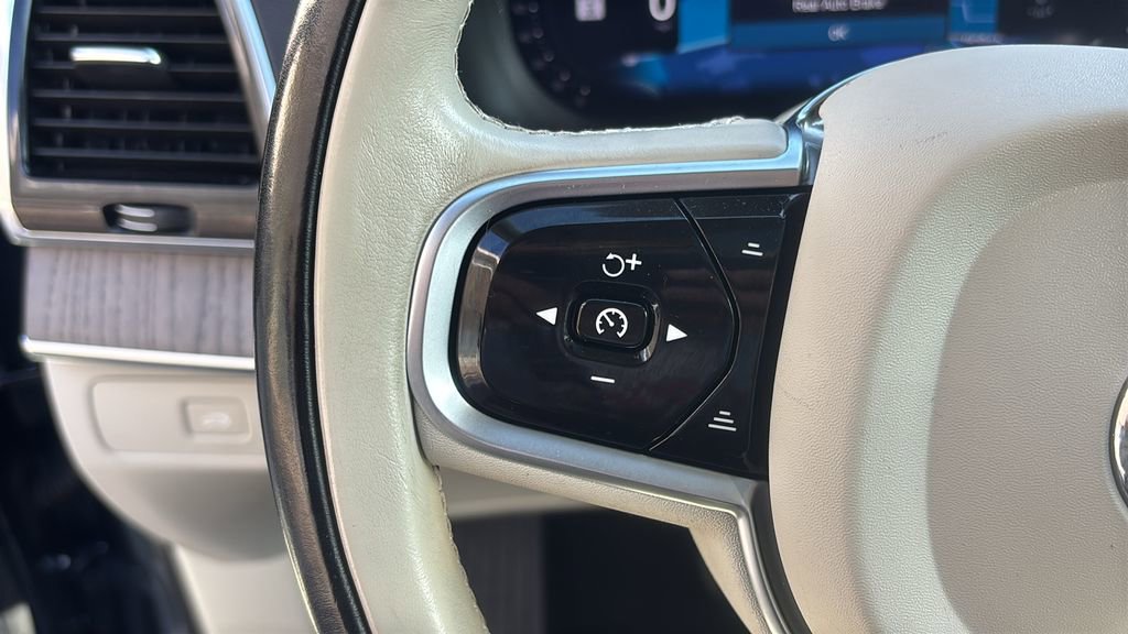 2023 Volvo Xc90 B5 Plus