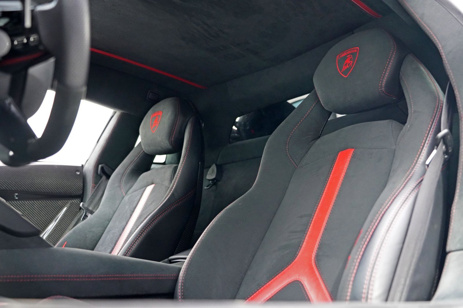 2017 Lamborghini Aventador S