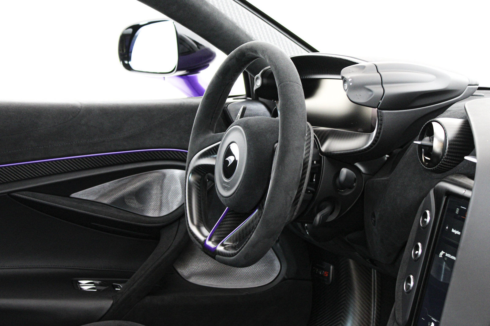 Used 2024 McLaren 750S photo 40