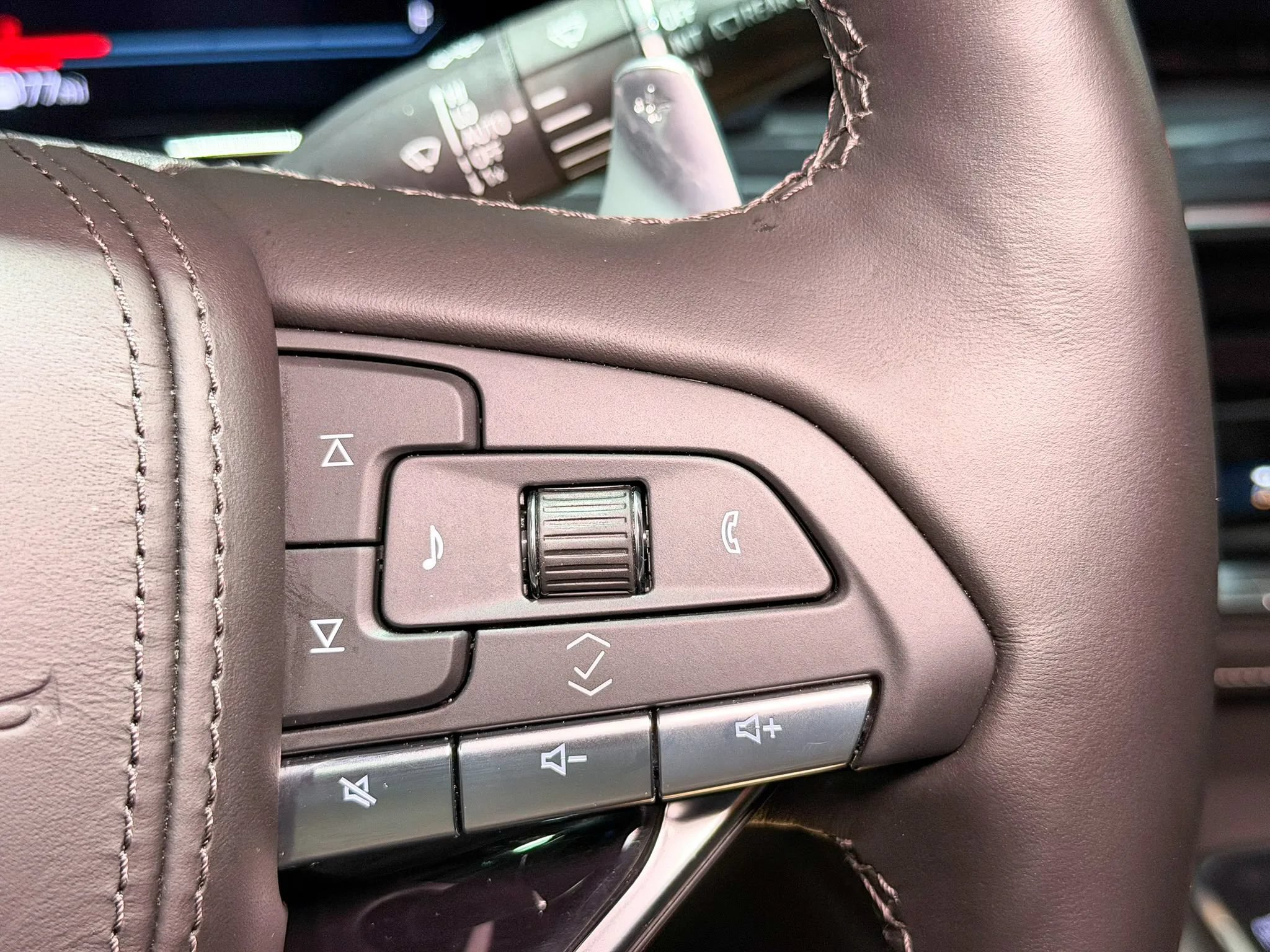 2024 Cadillac Escalade-V V-Series - Photo 32