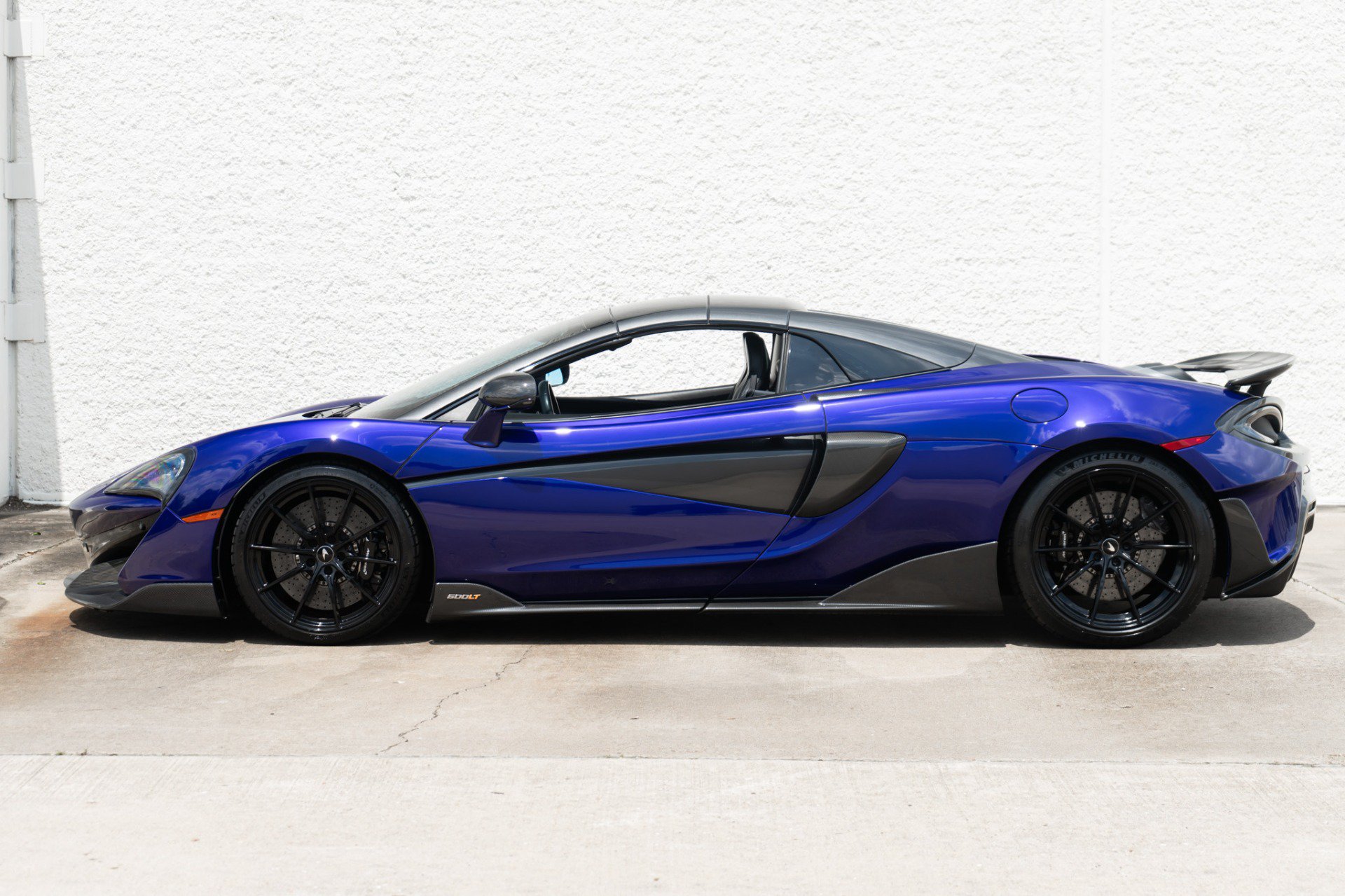 Used 2020 McLaren 600LT Spider photo 14