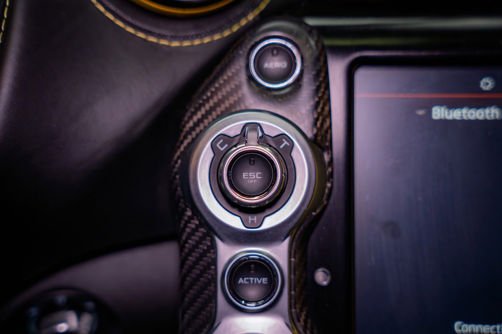 Used 2018 McLaren 720S Performance photo 36