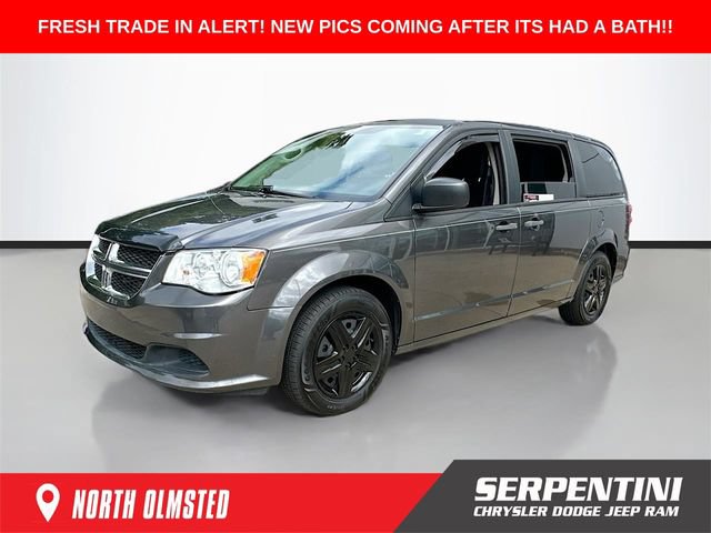 Used 2019 Dodge Grand Caravan SE w/ UConnect Hands-Free Group