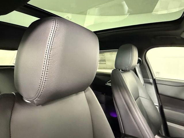 2026 Land Rover Range Rover Velar Dynamic SE