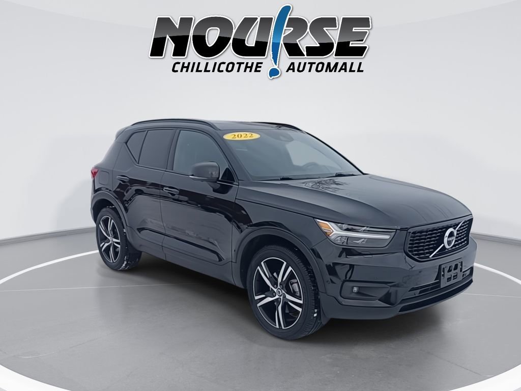 2022 Volvo Xc40 T5 R-Design
