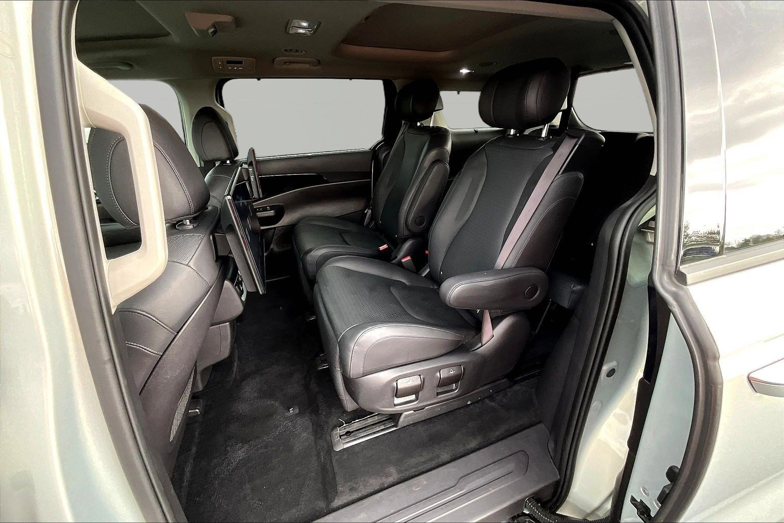 2025 Kia Carnival SX Prestige