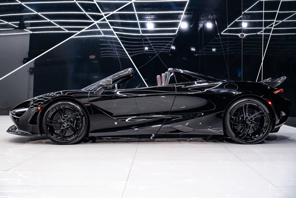 Used 2024 McLaren 750S Spider photo 17