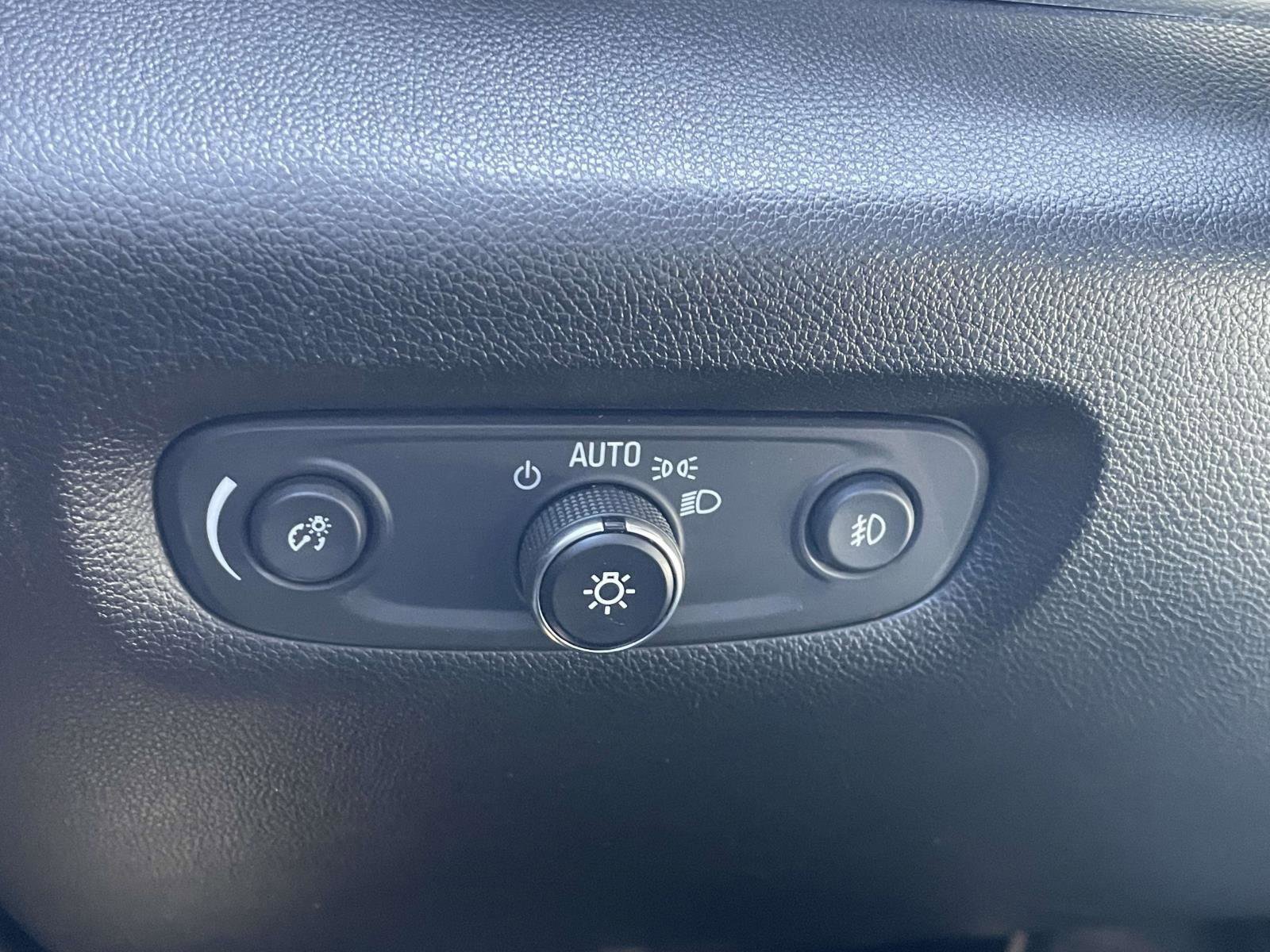 2020 Chevrolet Traverse LT