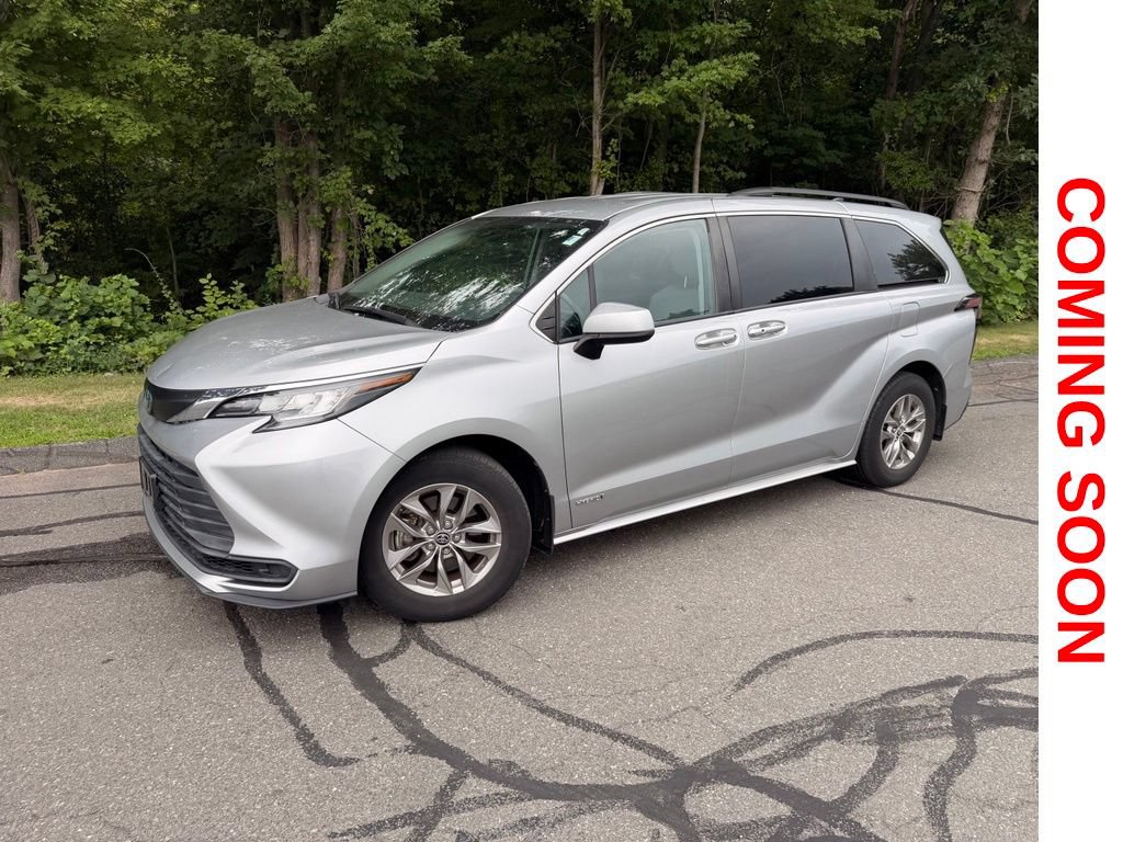 Used 2021 Toyota Sienna LE