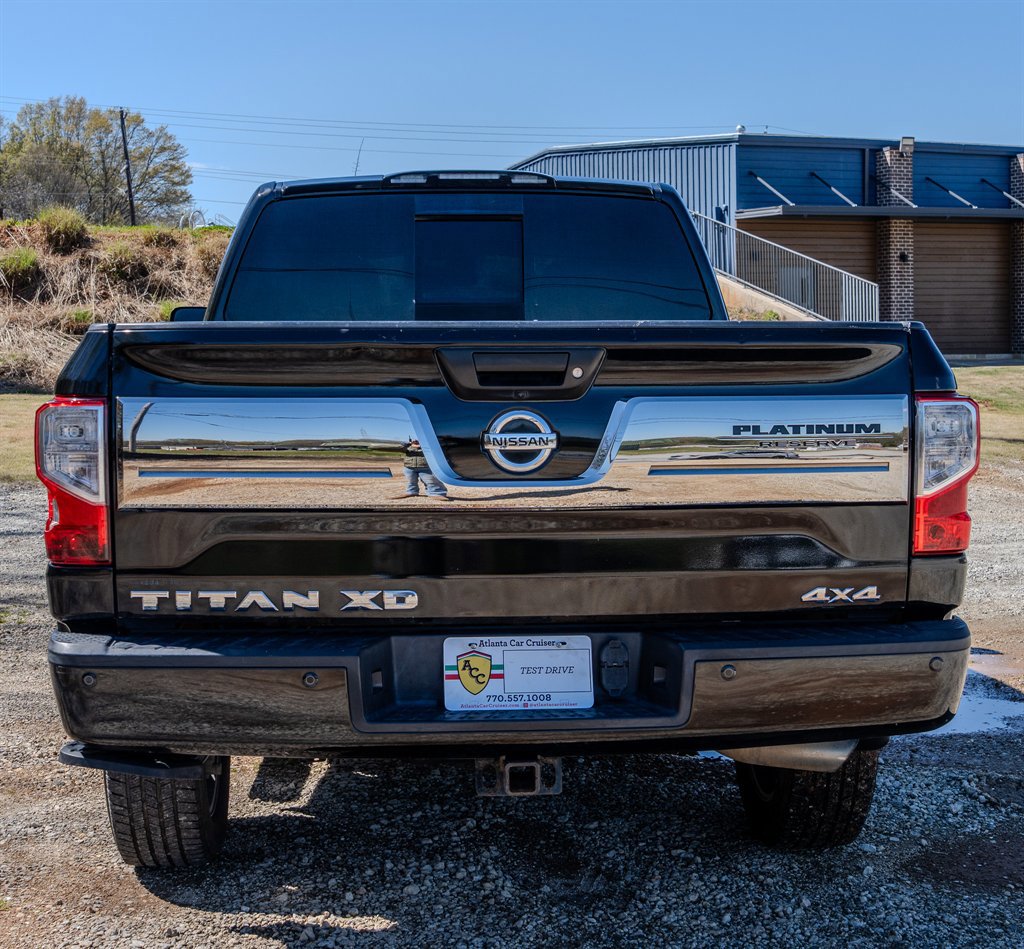 2017 Nissan Titan Platinum Reserve