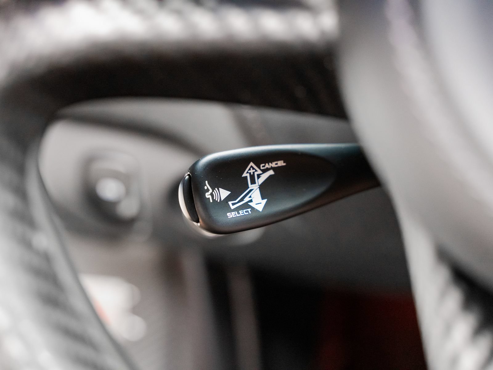 Used 2018 McLaren 720S Luxury photo 49
