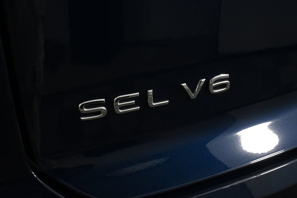 2022 Volkswagen Atlas Cross Sport SEL Premium R-Line