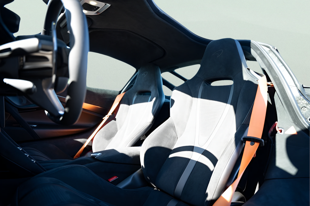 New 2026 McLaren 750S photo 44