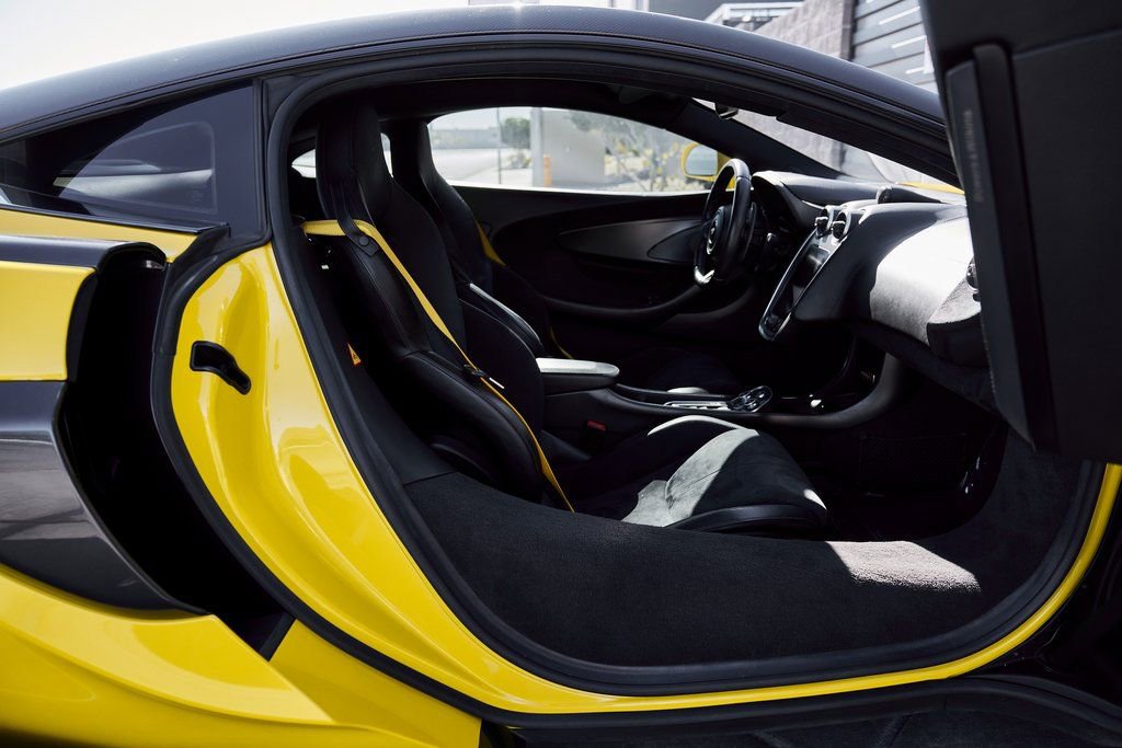 Used 2019 McLaren 600LT photo 26