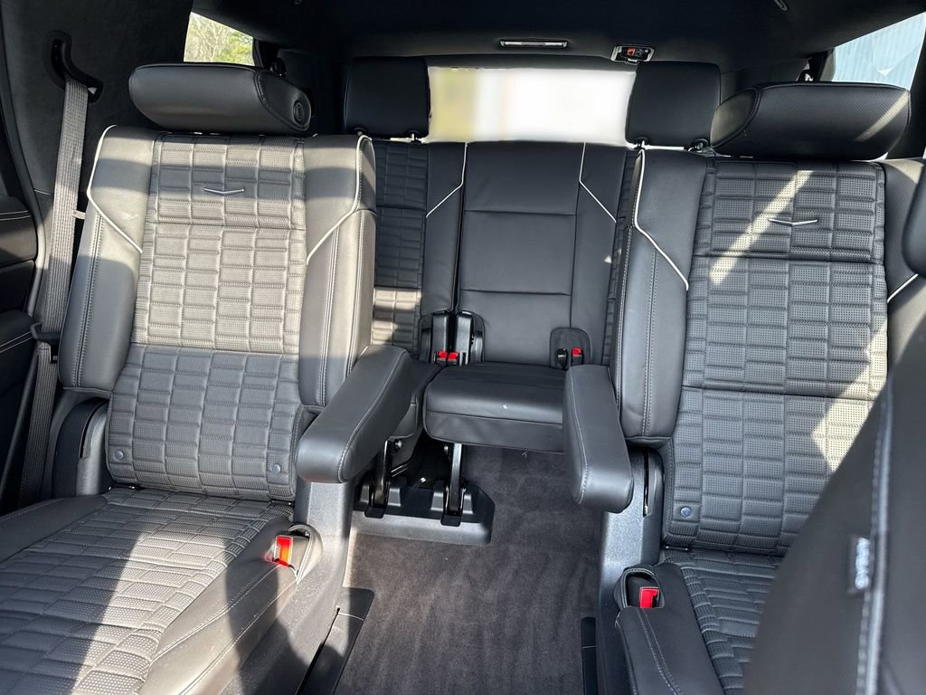 2025 Cadillac Escalade Premium Luxury Platinum