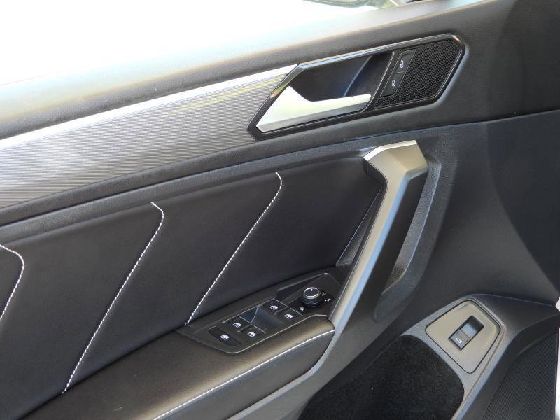 2022 Volkswagen Tiguan SE R-Line