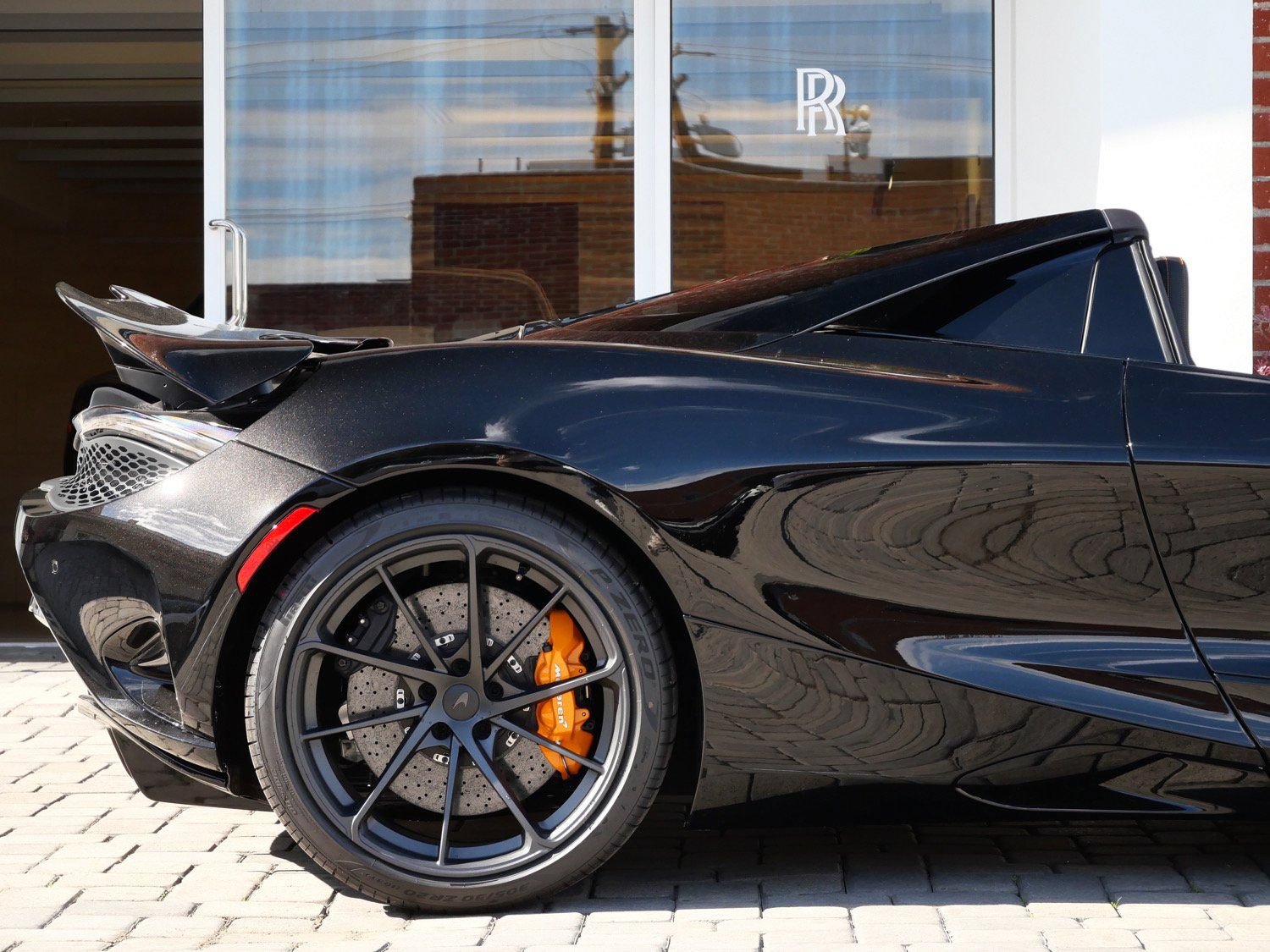 Used 2026 McLaren 750S Spider photo 14