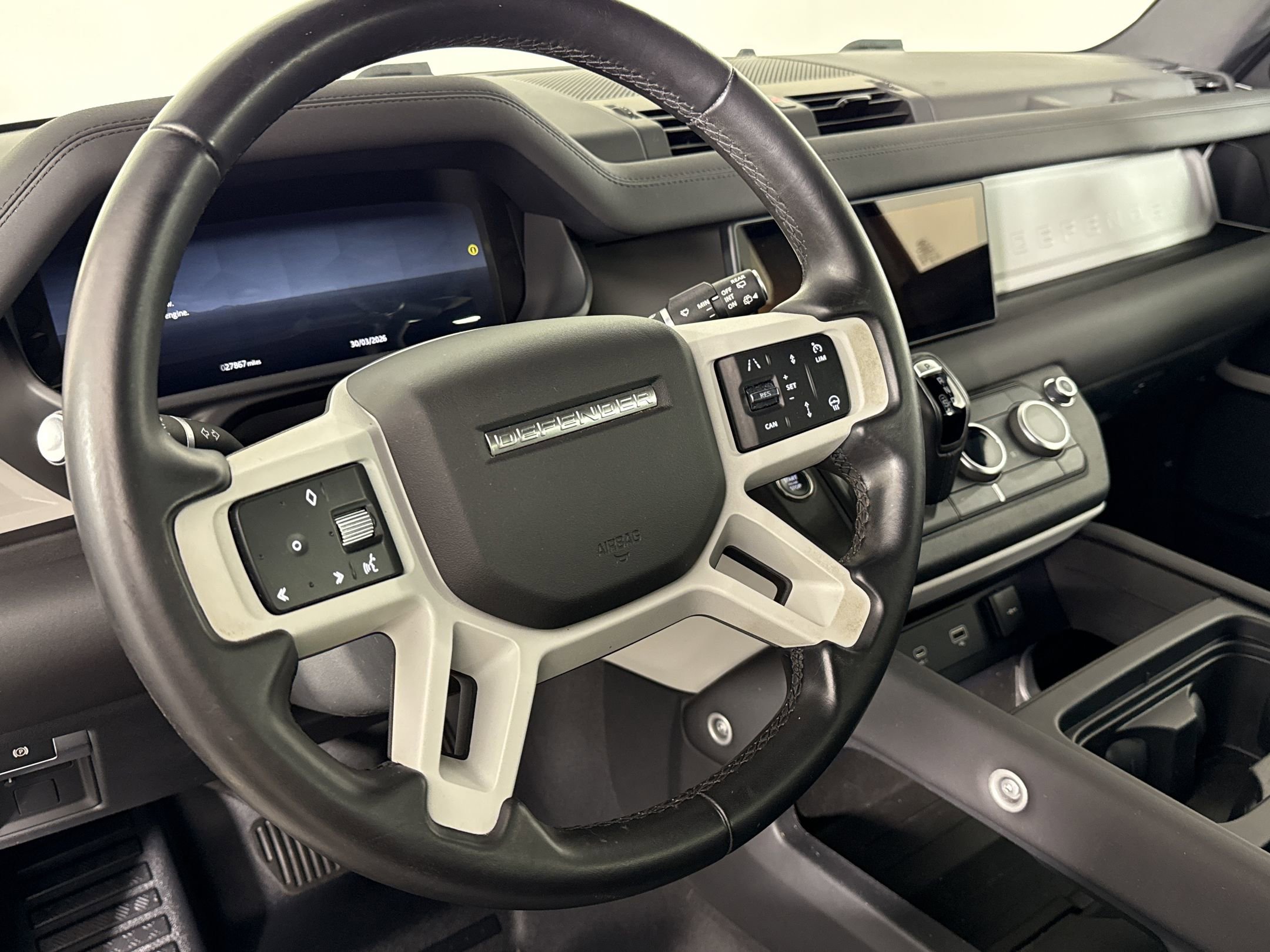 2024 Land Rover Defender 110 S