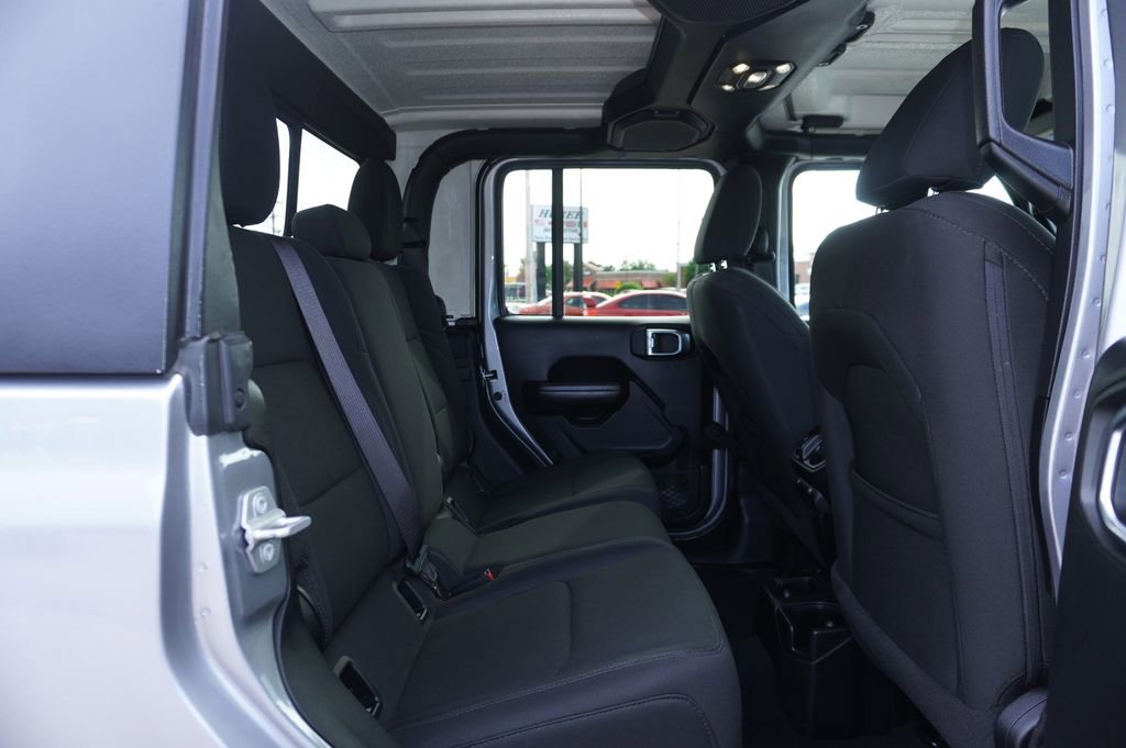 2020 Jeep Gladiator Sport