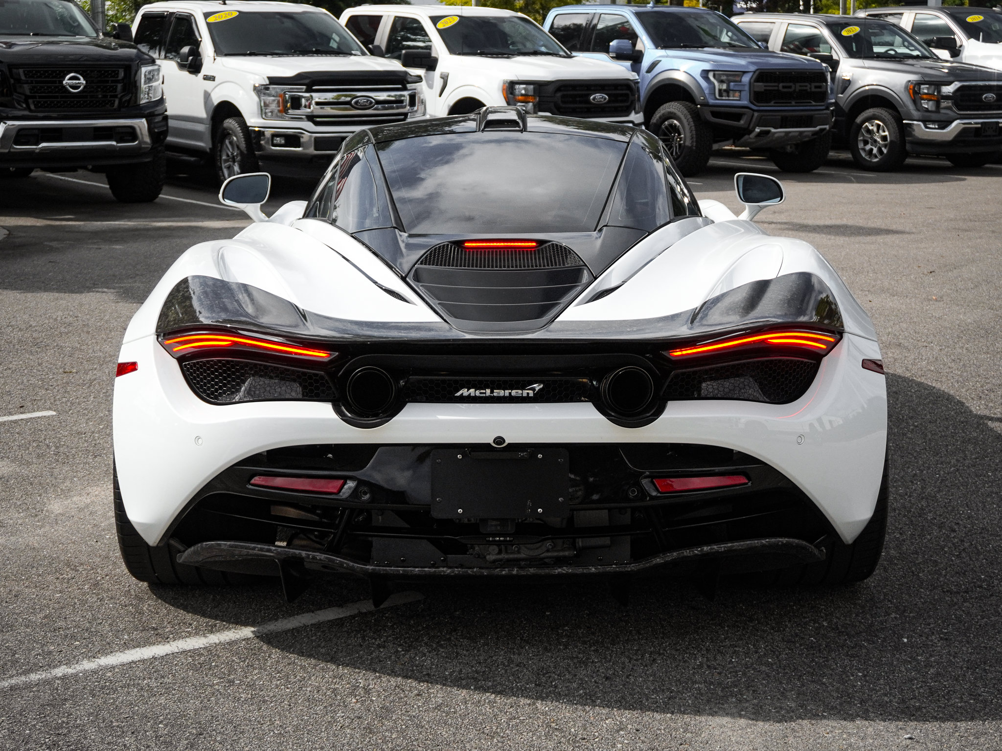 Used 2019 McLaren 720S photo 12
