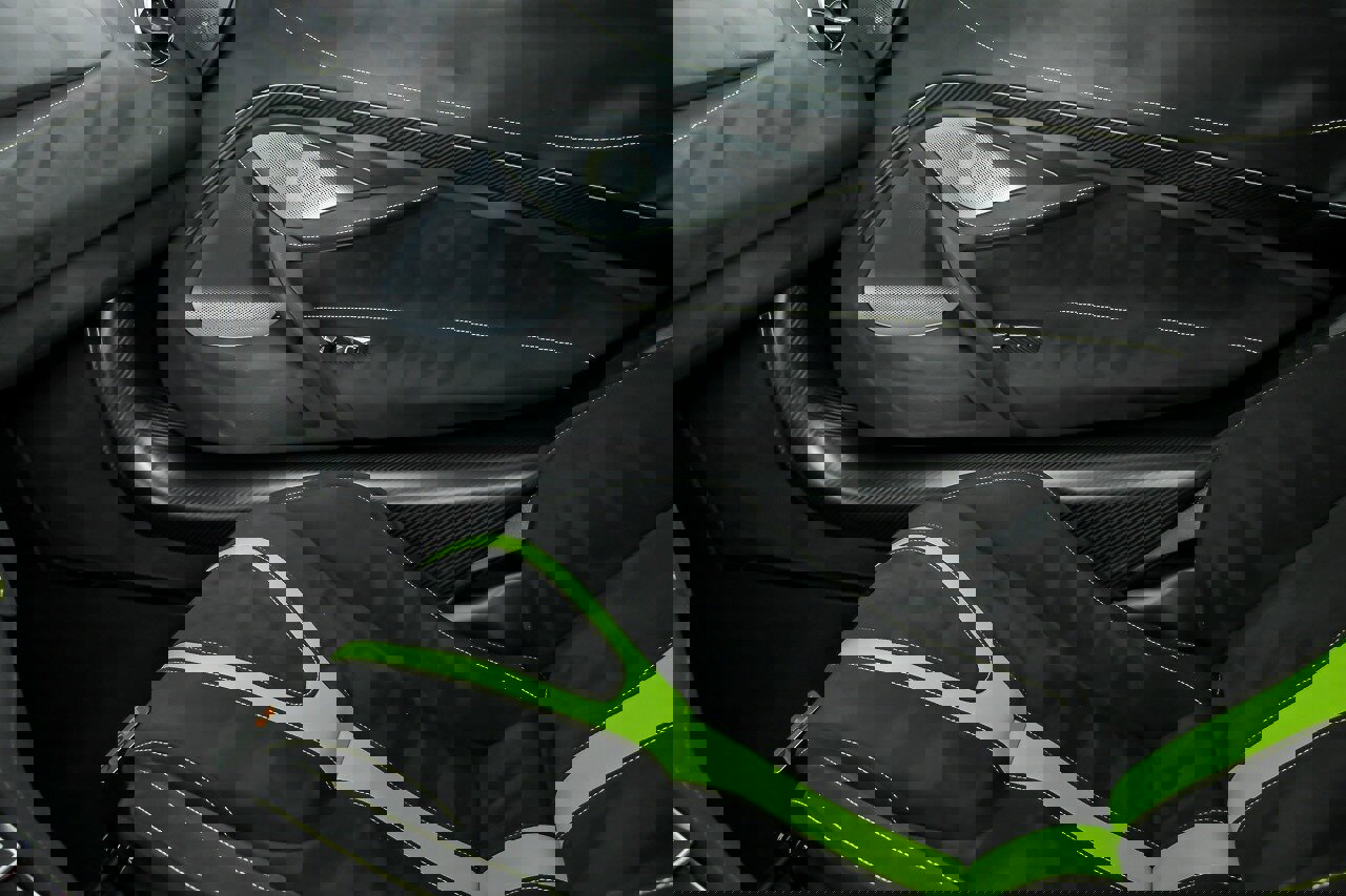 Used 2021 McLaren 765LT photo 38