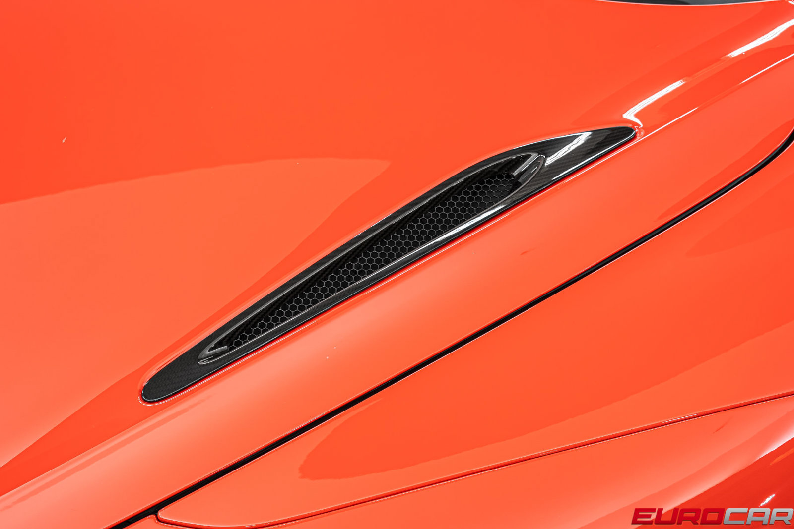 Used 2021 McLaren 765LT photo 13