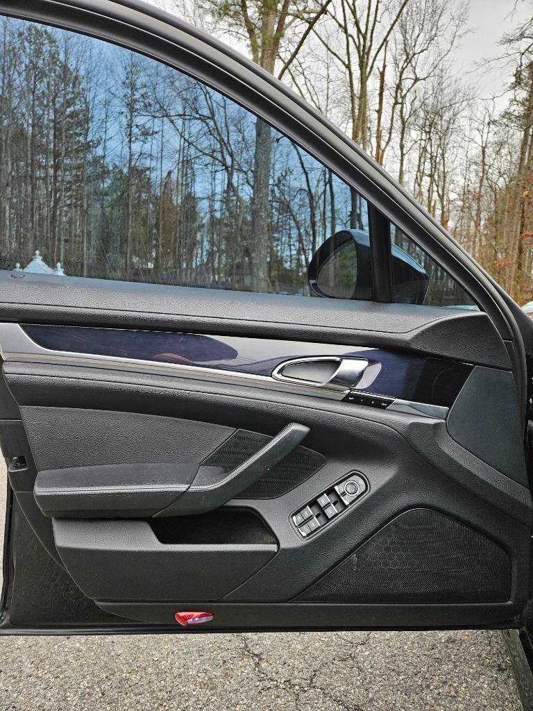 2012 Porsche Panamera 4