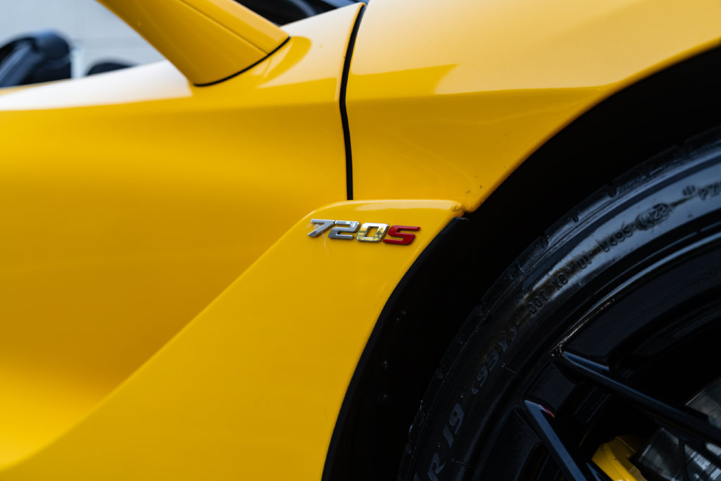 Used 2021 McLaren 720S Luxury photo 8