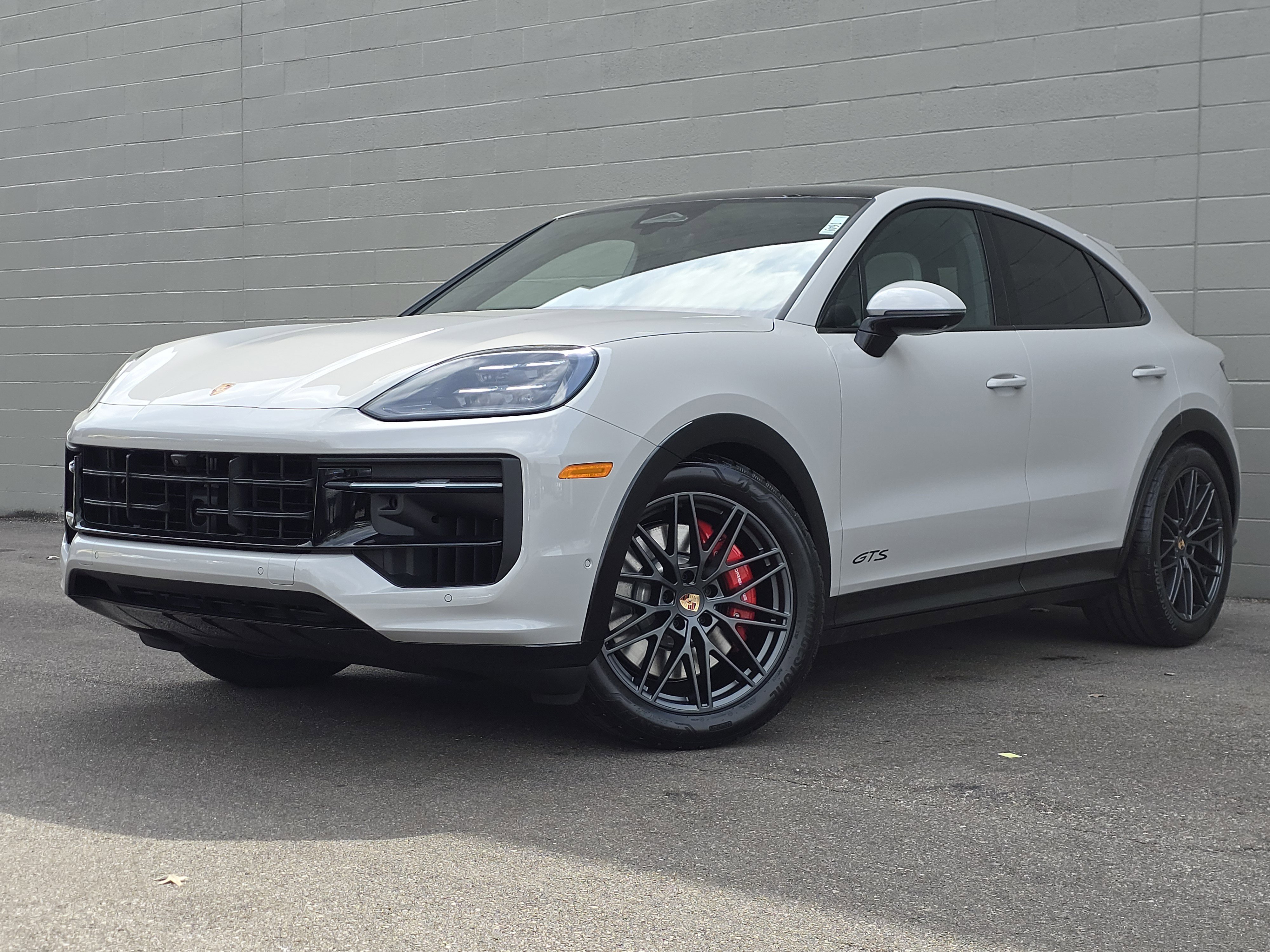 2026 Porsche Cayenne GTS