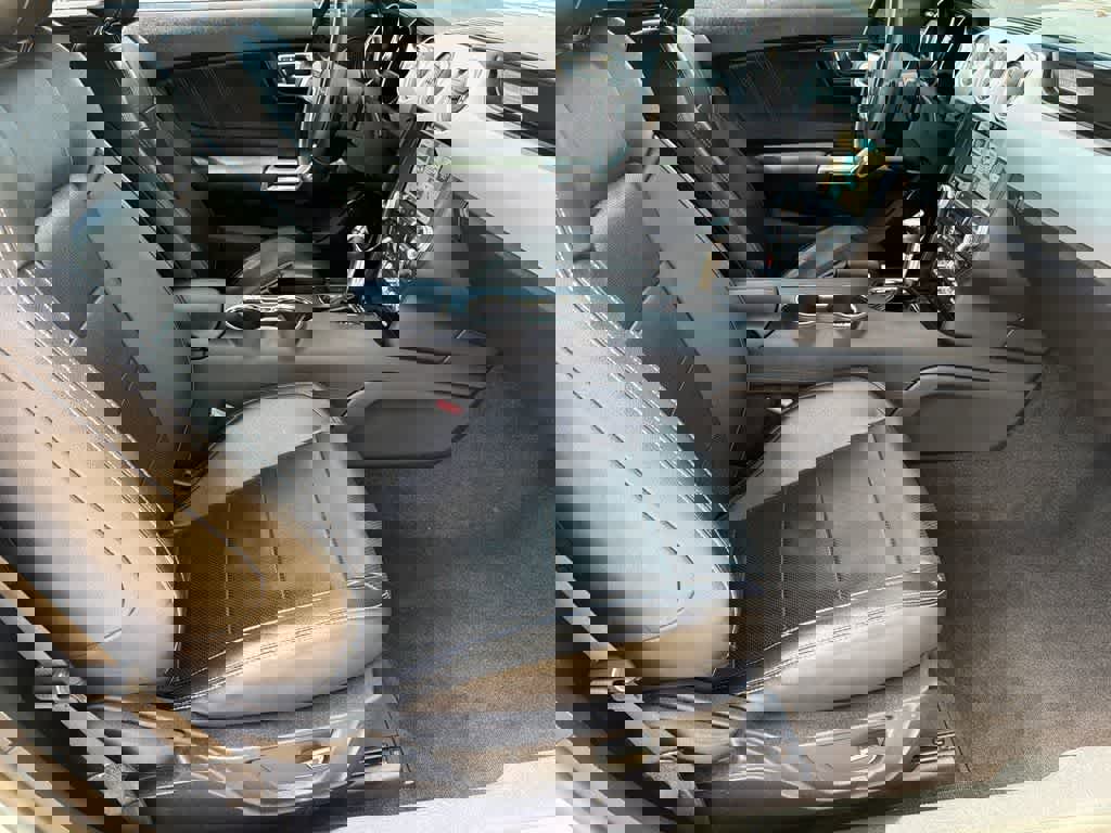 2017 Ford Mustang Premium