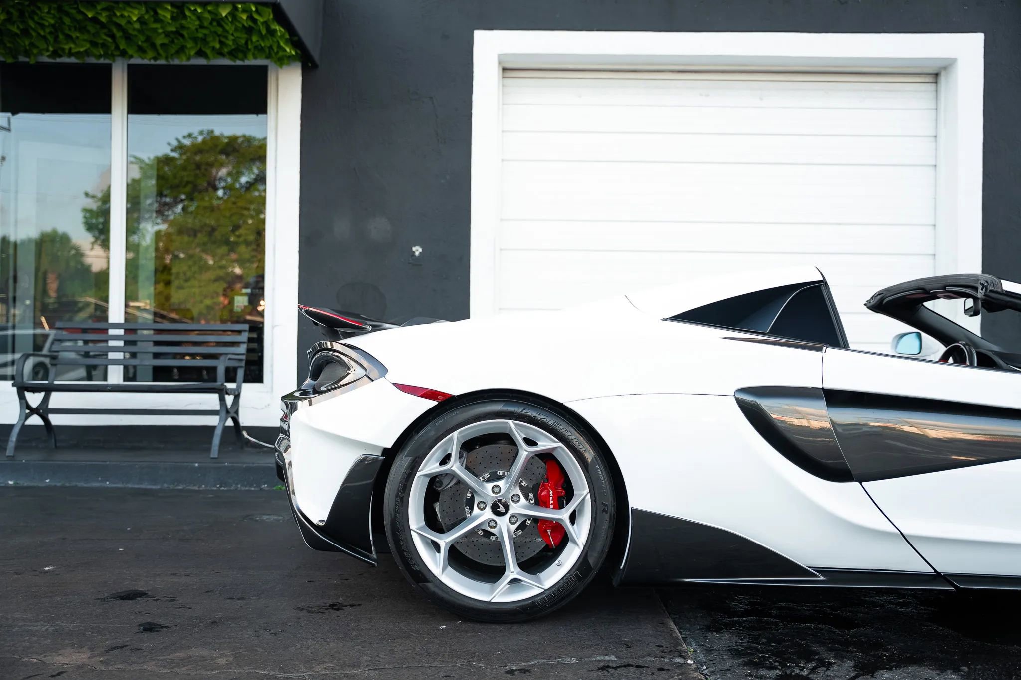 Used 2020 McLaren 600LT Spider photo 11