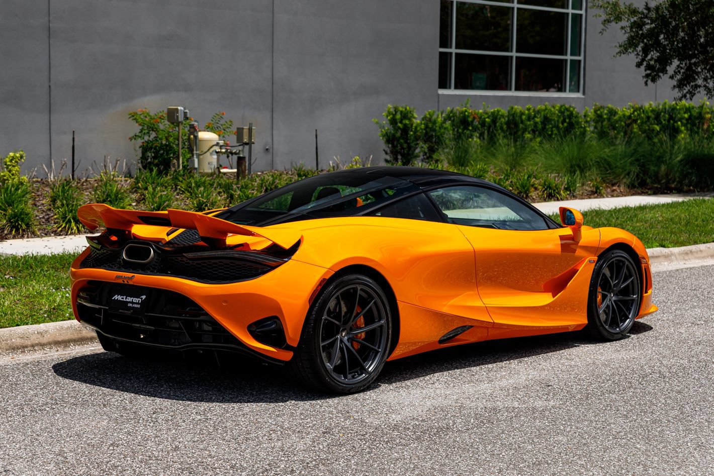 New 2027 McLaren 750S photo 7