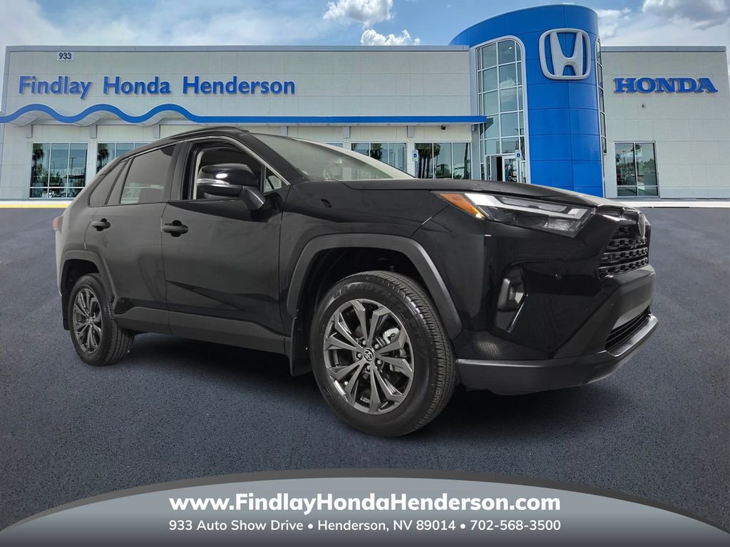 2025 Toyota RAV4 XLE Premium