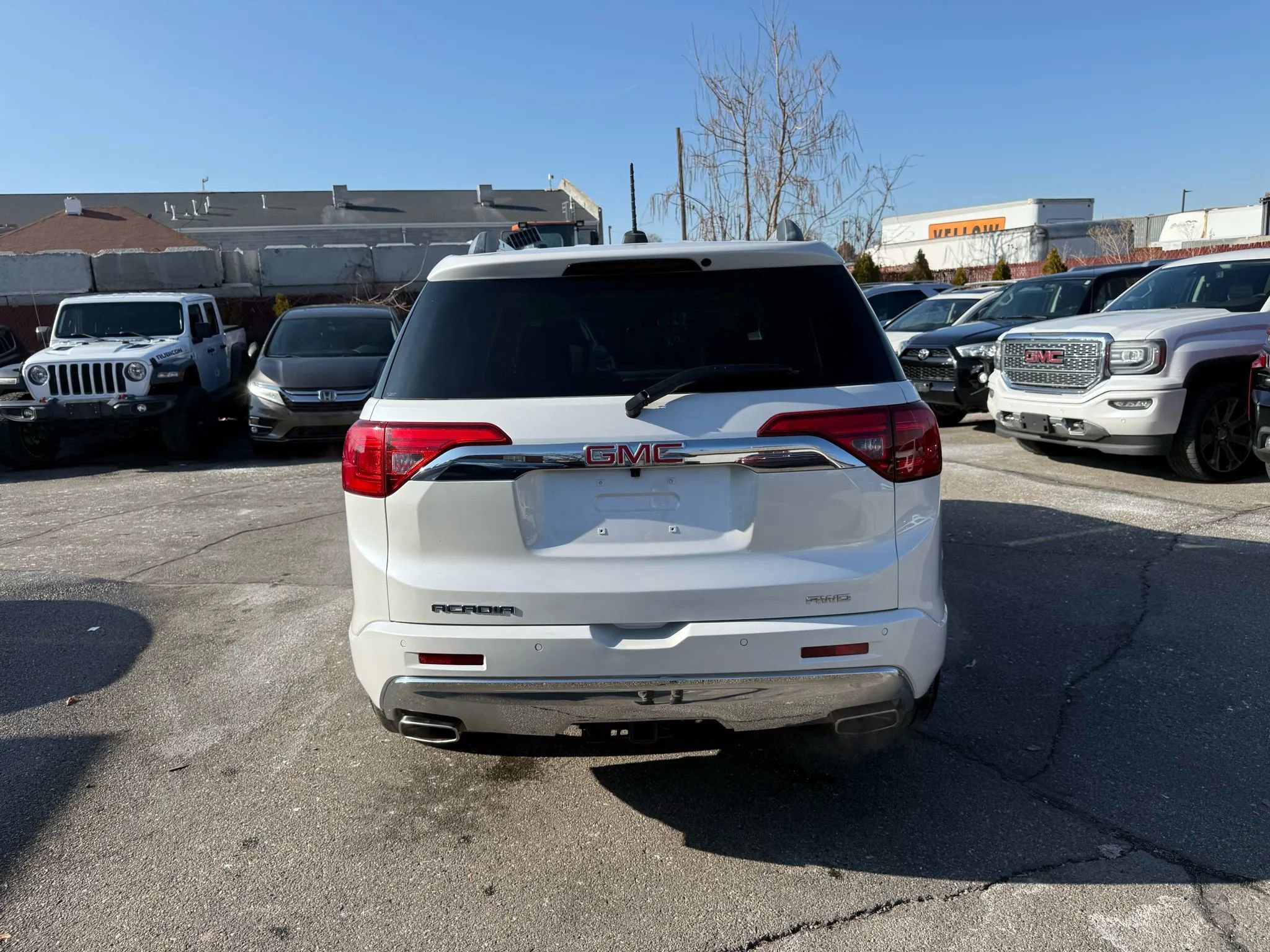 2019 GMC Acadia Denali