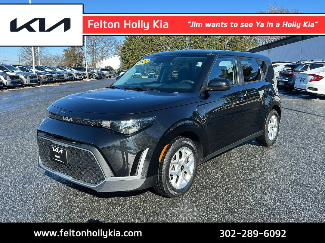 Used 2024 Kia Soul LX w/ Option Group 015
