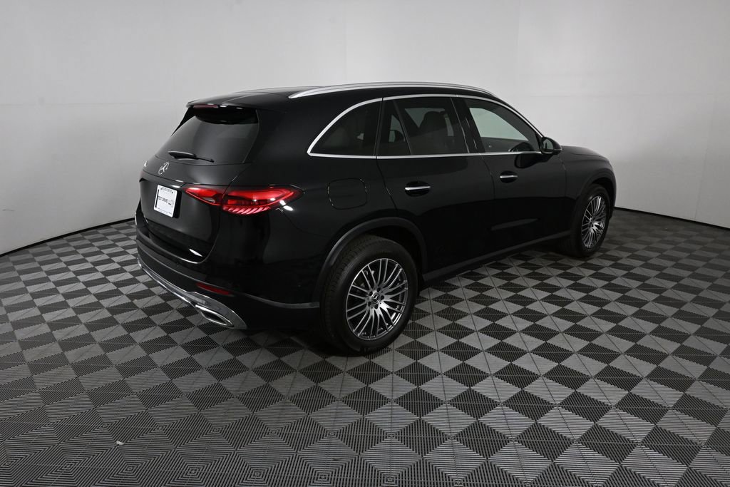 2026 Mercedes-Benz GLC 300