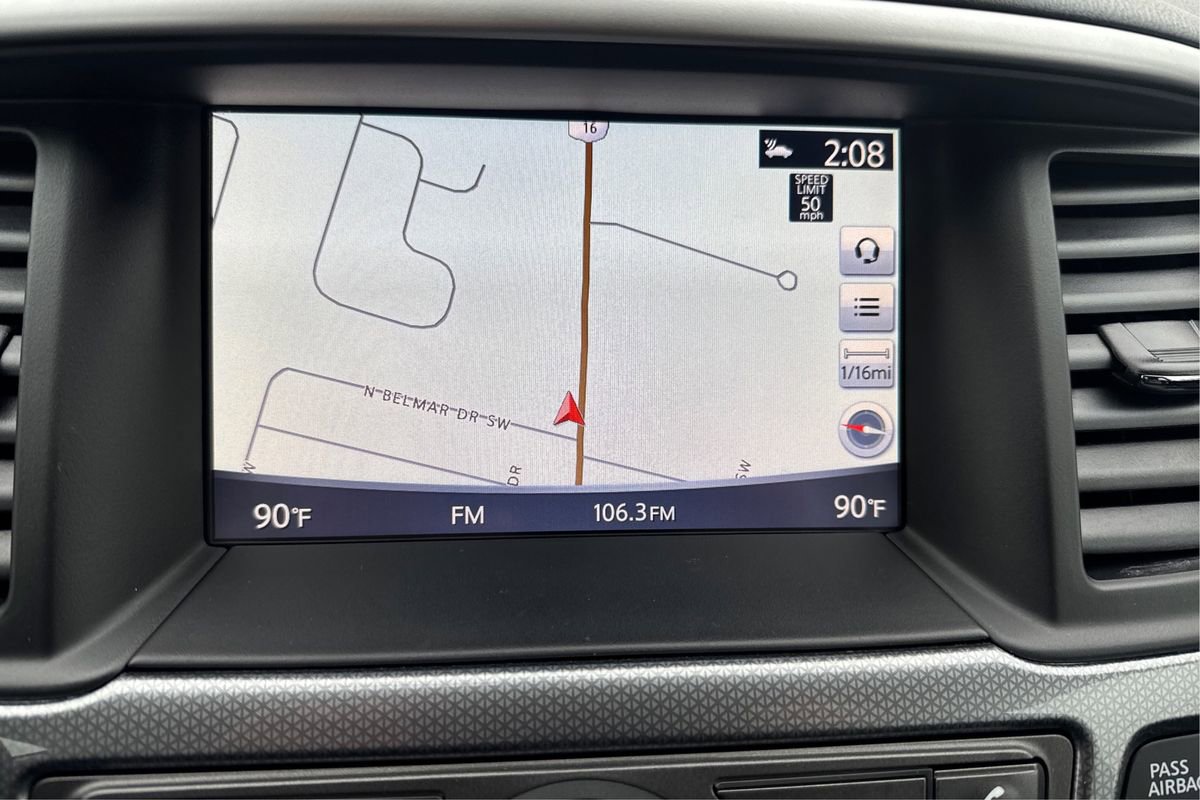 2020 Nissan Pathfinder SL