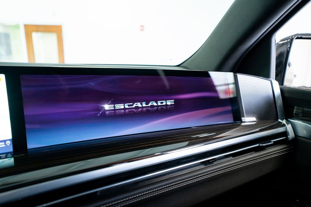 2025 Cadillac Escalade Premium Luxury