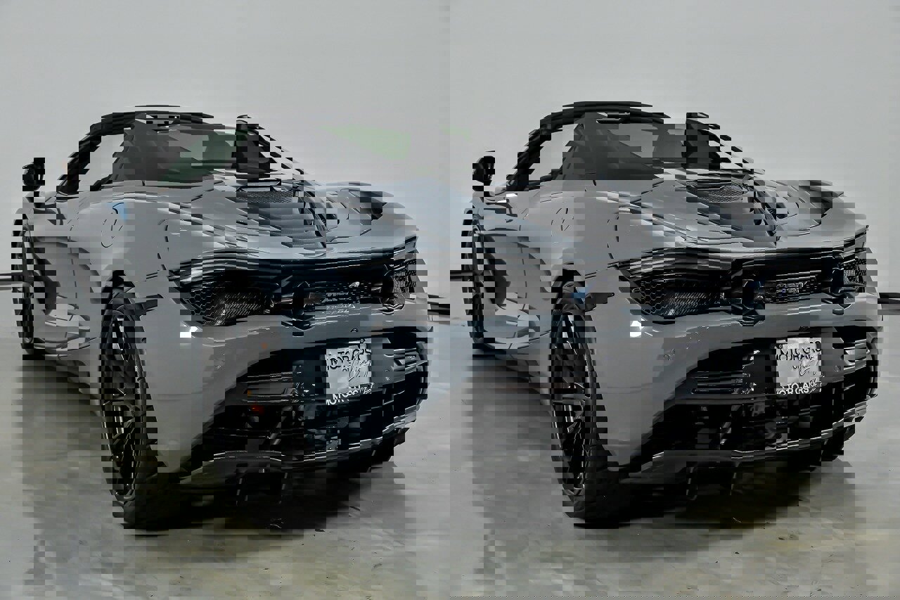 Used 2023 McLaren 720S Spider photo 11