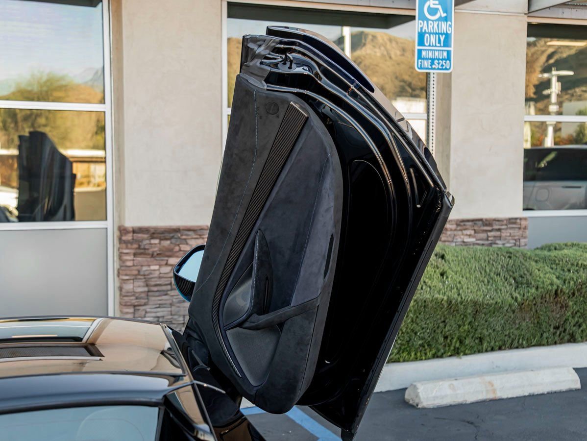 Used 2022 McLaren 765LT photo 22