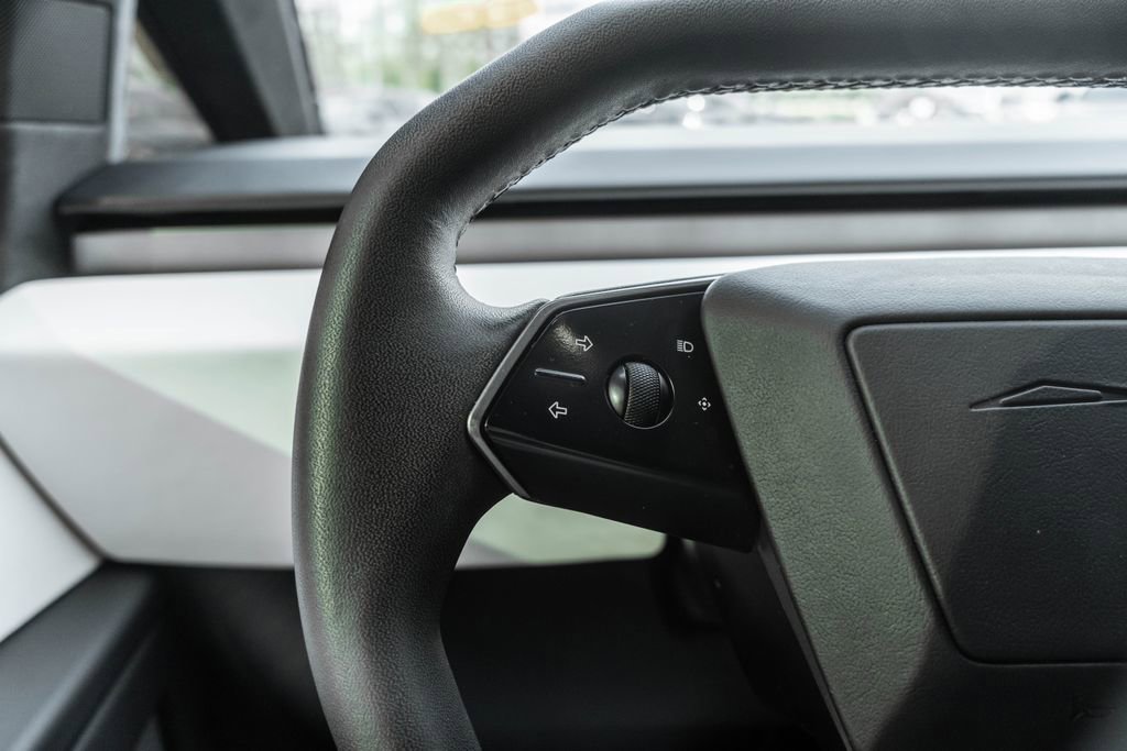 2024 Tesla Cybertruck AWD Crew Cab